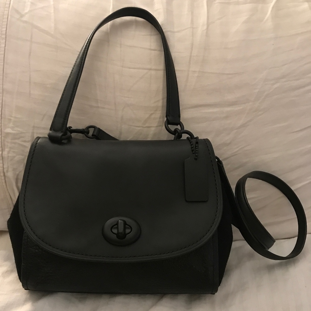 Coach Faye Carryall (F22348); Black